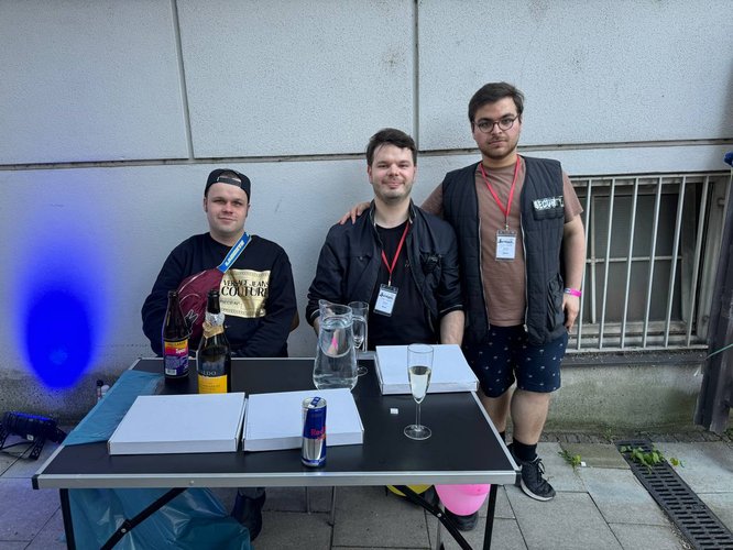 Jungs Jubiläum Türe